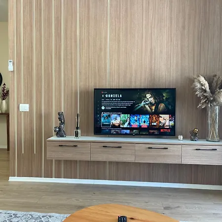 Jona Lovely 1 Two Bedroom Ap Διαμέρισμα