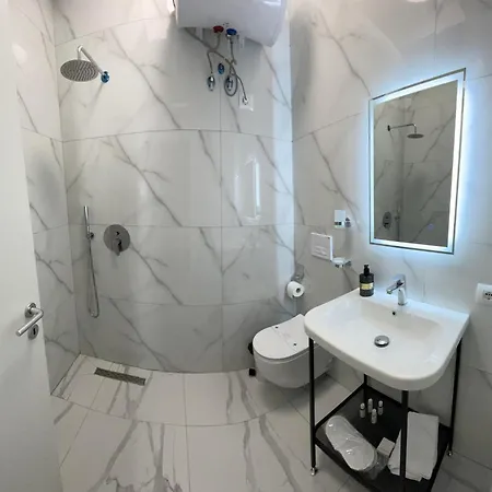 Διαμέρισμα Jona Lovely 1 Two Bedroom Ap *