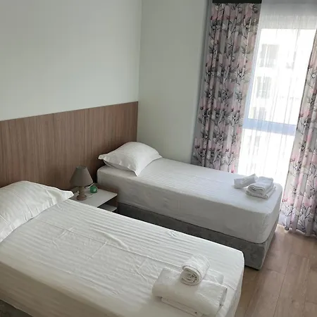Διαμέρισμα Jona Lovely 1 Two Bedroom Ap *